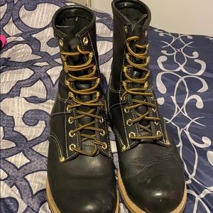 Men’s 8.5 leather upper balance boots